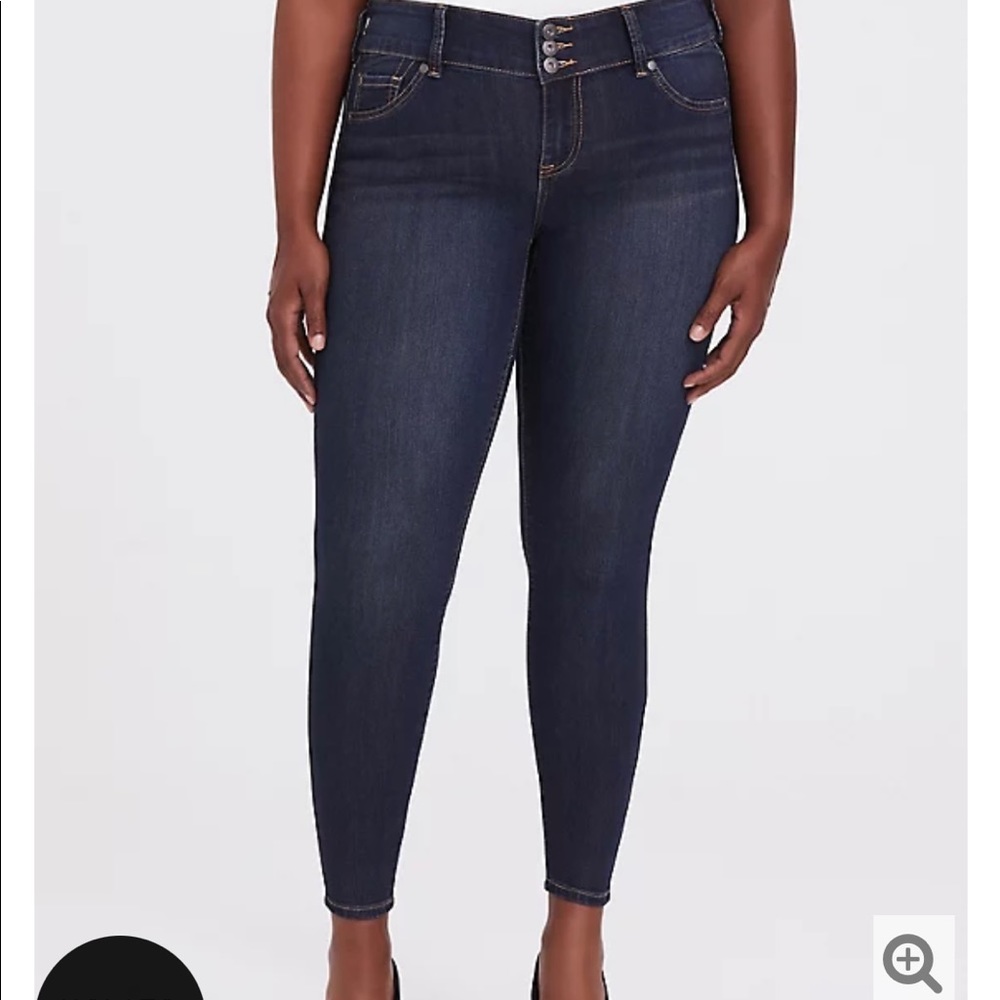 COPY - Torrid Size 26S Dark Wash Jeggings